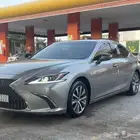 لكزس es 250 2020