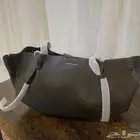 شنطة تشارلز اند كيث