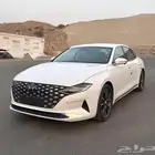 ازيرا 2022 ديجتال من الداخل ابيض بحالة الوكاله للبيع