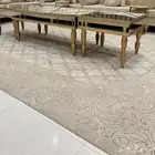 طاولة للبيع