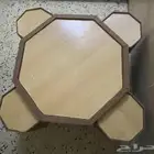 طاولة مجلس خشب نظيفه جدا