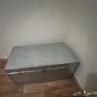 صندوق ستيل حجم كبير وزن خفيف في شل شبه جديد