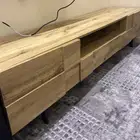 طاولة تلفزيون