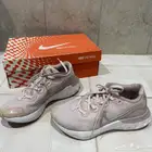حذاء رياضي