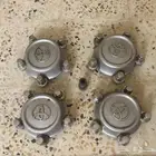 طوس جنوط لاند كروز 1998 الى 2002 مع الصواميل براقيهم