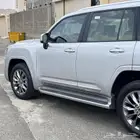 لاندكروزر 2024 سلفر L4