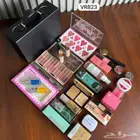 طقم مكياج نسائي