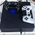 بلايستيشن 4 للبيع نظيف وسليم