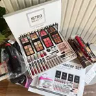 طقم مكياج مع استشوار وسيراميك