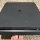 للبيع سوني فور نضيف وبحاله جيده