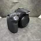 للبيع كاميرا CANON EOS 70D