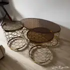 طاولة كبيره مع طاولتين خدمة