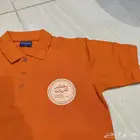 زي موحد تيشيرت مع تطريز او طباعة الشعار