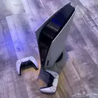 للبيع PlayStation 5 بكامل ملحقاته   يد إضافية