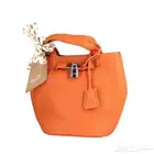 تصوير منتجات خلفية بيضاء