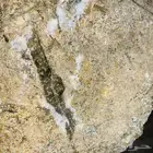 حجر خام للبيع