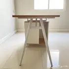طاولة مكتب