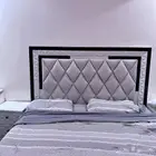 غرفة نوم مستخدمه