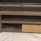 طاولة تلفزيون للبيع