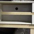 طاولة تلفزيون