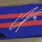 شال برشلونة من متجر برشلونة الرسمي بتوقيع وصورة لامين يامال