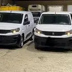 يوجد لدينا مجموعه من بيجو بارتنر 2023 بضاعه