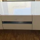 طاولة تلفاز