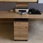 طاولة تعليم ل اشخاص