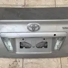باب شنطه كورولا 2005-2007