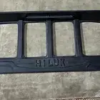 جناح هايلكس سليم ماعدا شعر خفيف وموضح ف الصوره