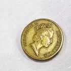 عملة تحمل صورة للملكة إليزابيث الثانية. 1988