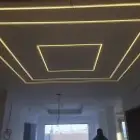 كهربائي منازل ومحلات تجارية وكل أعمل الصيانه ولديه سيارة