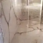 معلم بلاط