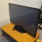 شاشة ال جي 50 بوصة عادي وليس اسمارت نظيفة جدآ على السوم