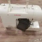 للبيع ماكينة خياطة سنجر