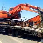 يوجد بوكلين للايجار اليومي والشهري او قطوعه متواجد في حايل