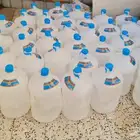 جوالين ماء فاضية نظيفة