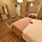 شقه 3 ثلاث غرف مع صاله ومطبخ كبير مؤثثه اجار شهري ايجار يومي