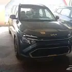 كيا كارينز LX موديل 2025