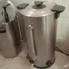 عدد اثنين غلايات مياه . 25 لتر و 12 لتر