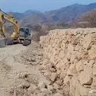 بوكلين مجارده لبنيان الحجر وقص الاراضي