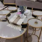 طاول ضيافه قطعتين ومعاها اربع قطع صغيره