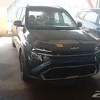 كيا كارينز LX موديل 2025