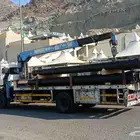 يوجد لدينا جميع انواع سطحات والكرينات والمعدات الثقيلة