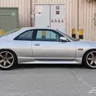 نيسان سكاي لاين