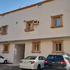 شقه 4 غرف مع سطح للايجار _ حي الصالحية خلف اسواق دبي