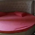 سرير دائري كبير المرتبة