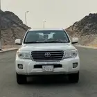جيب لاندكروزر مخزن