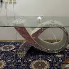 طاولة طعام من ديموس