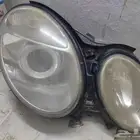 المصابيح الأمامية والخلفية لسيارة مرسيدس-بنز الفئة E من الجي